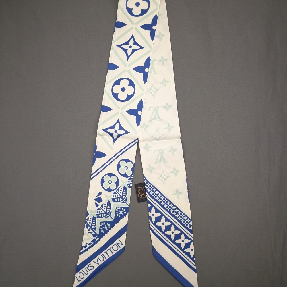 Louis Vuitton LV Tiles BB Bandeau Silk Scarf Lagoon Blue